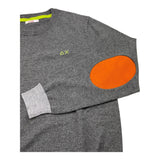 SUN68 maglia girocollo tinta unita con logo e toppe Grigio per Neonato K44327N GRIGIO SUN68