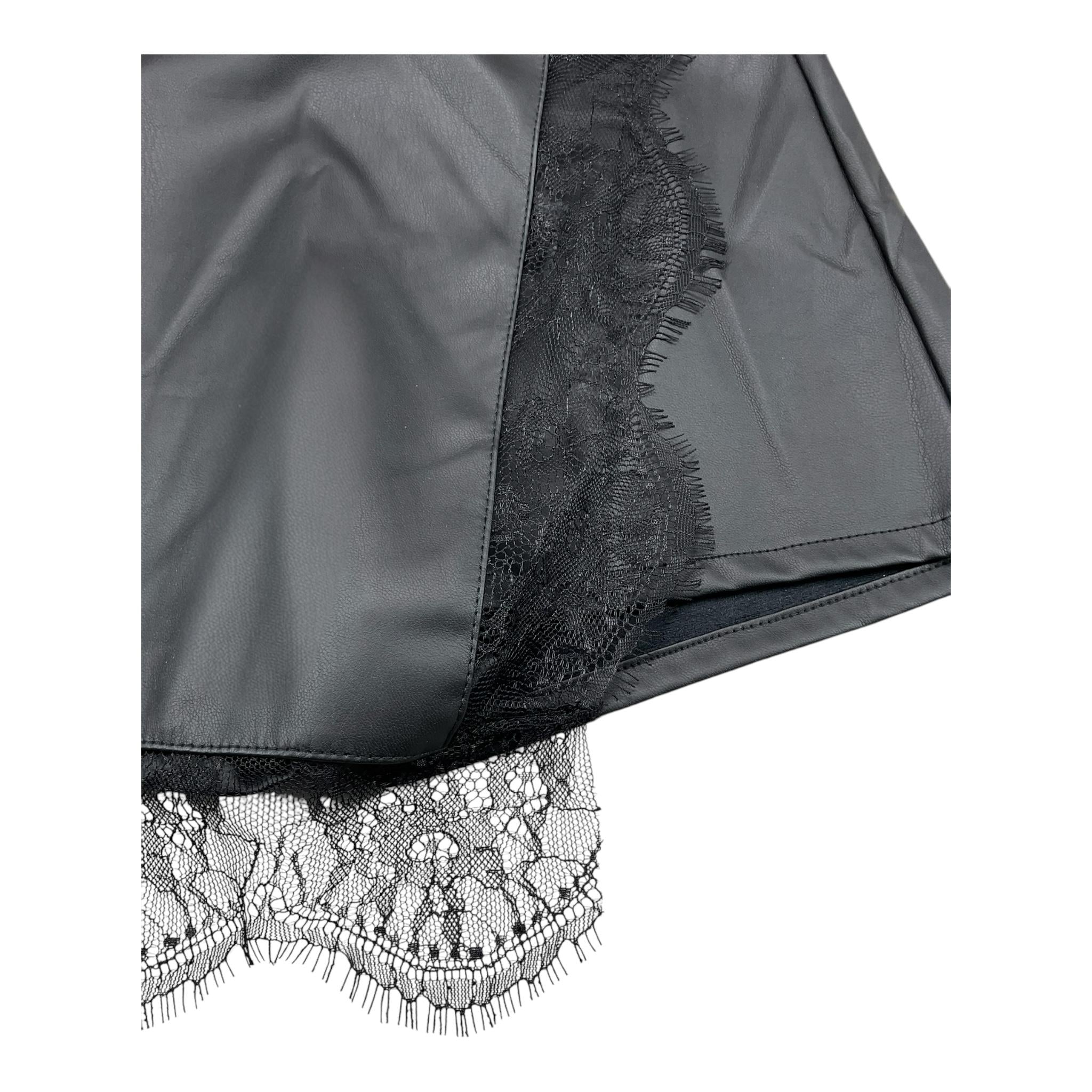 NAIDA short tinta unita in ecopelle con pizzo Nero per Bambina NASH122 NERO NAIDA