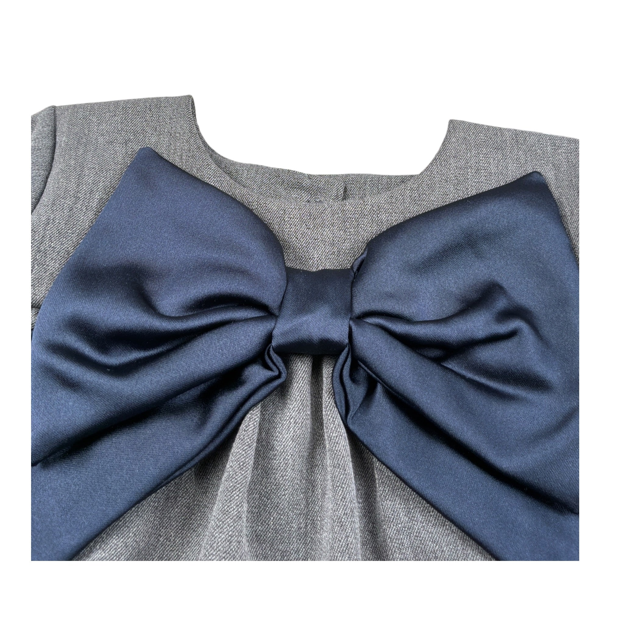 Aventiquattrore Abito Manica Lunga tinta unita con Fiocco Grigio per Bambina A2401678 GRIGIO AVENTIQUATTRORE 