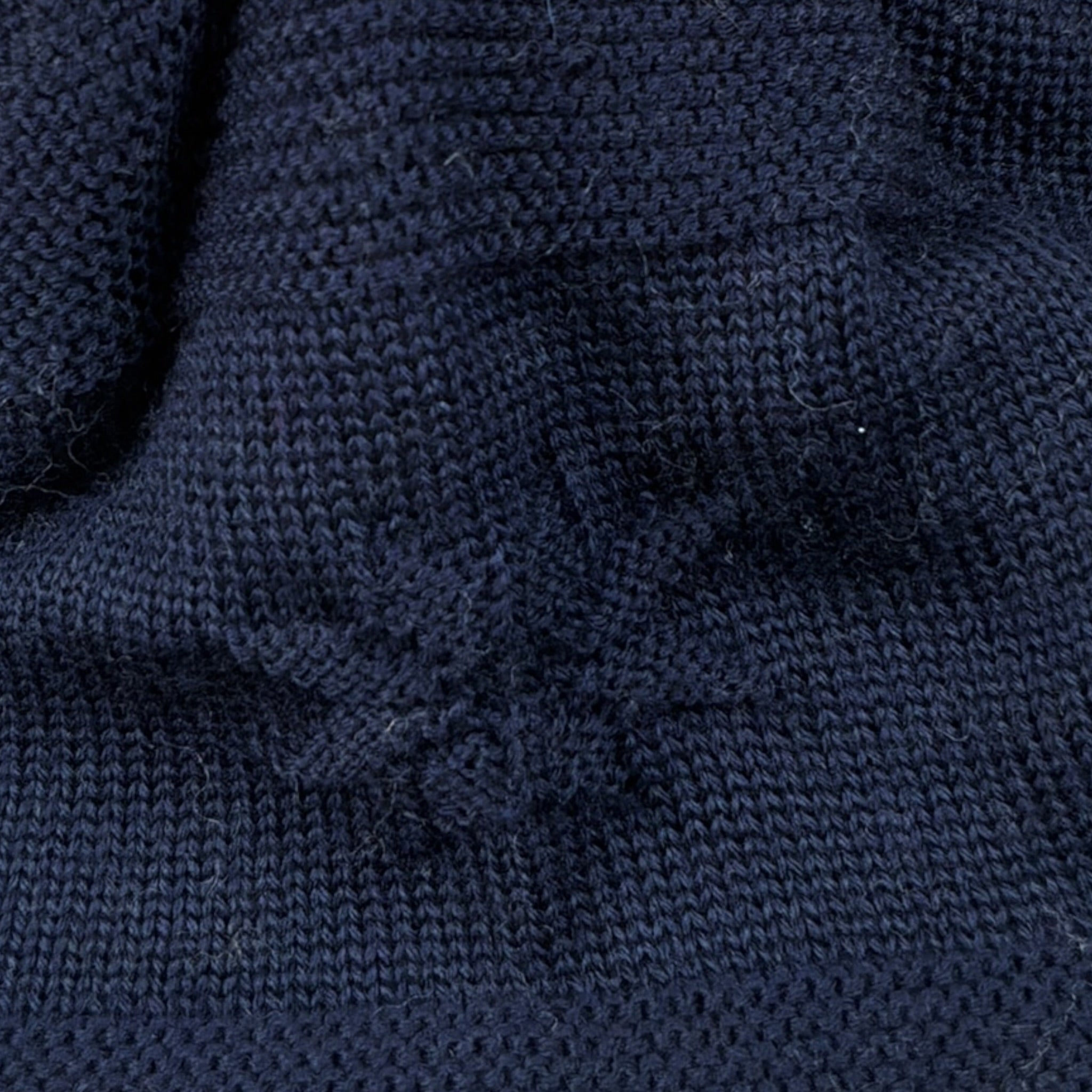 Frilo Cappello tinta unita con Ricami Blu per Neonata 821207 BLU FRILO 