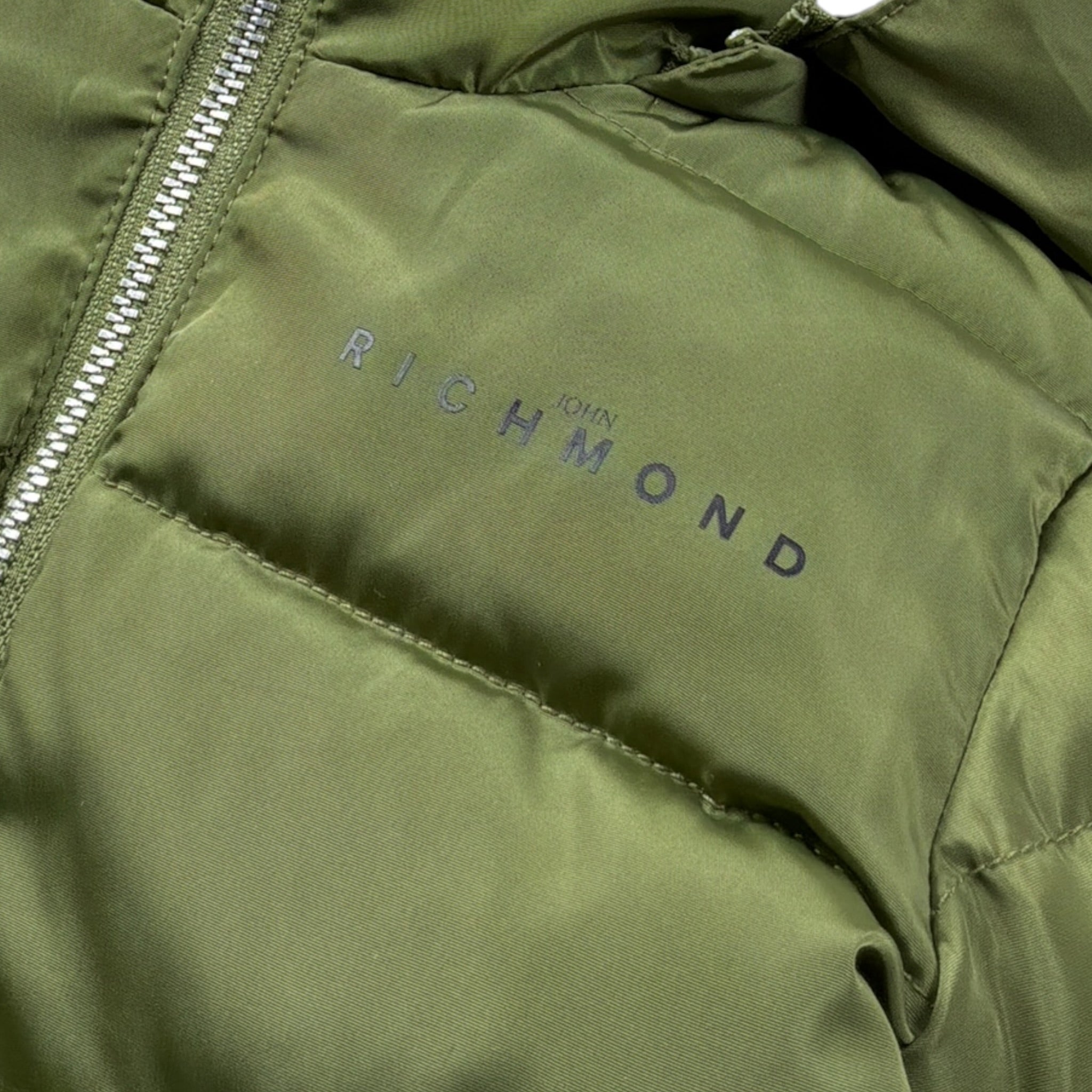 John Richmond Giubbino tinta unita con Zip E Cappuccio Verde per Neonato RIA26007PI VERDE JOHN RICHMOND 