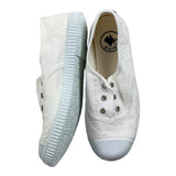 Chipie Sneakers Ricamata Con Suola In Gomma Bianco Per Neonata