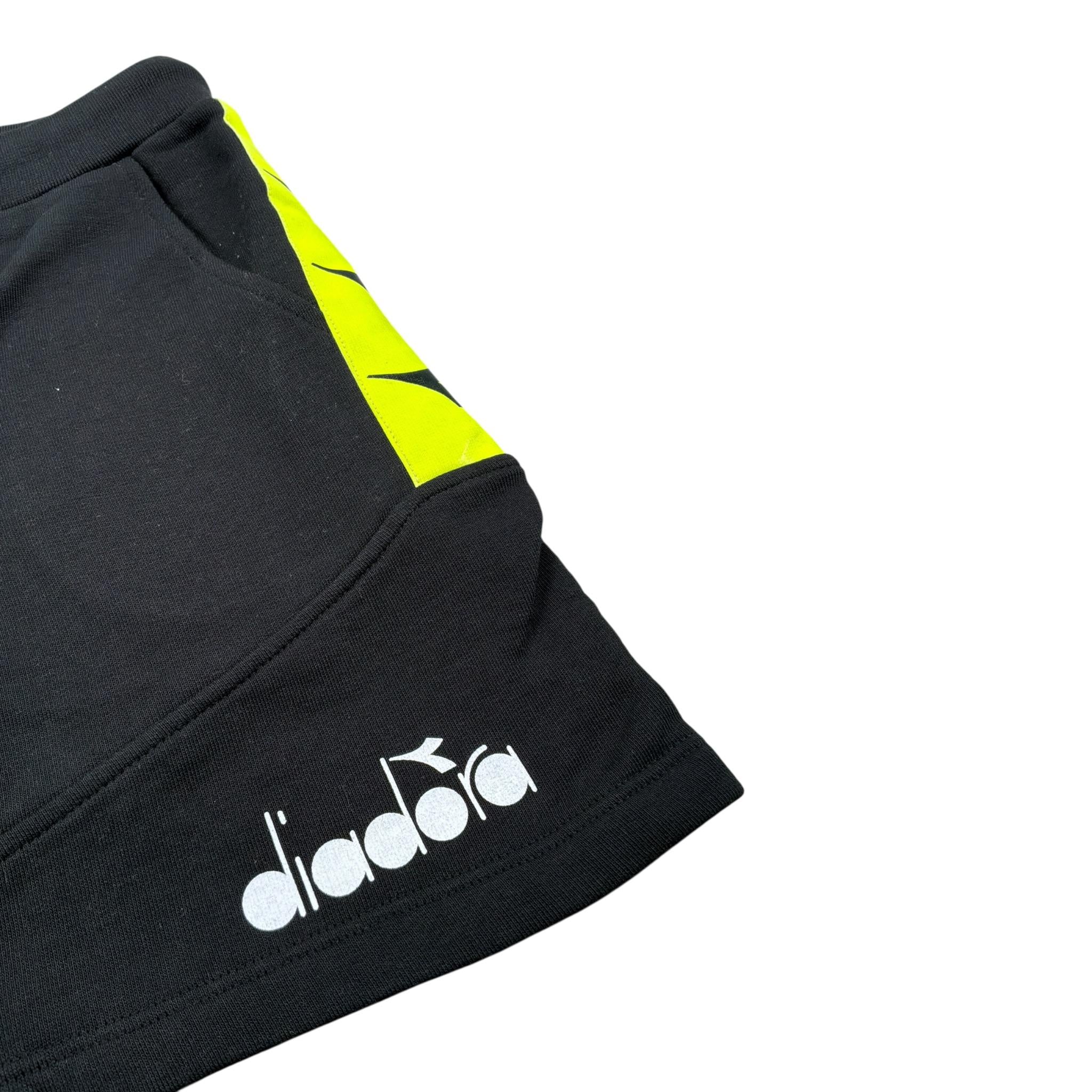 Diadora Bermuda Felpa tinta unita con Stampa Nero per Bambino 0352 NERO DIADORA 