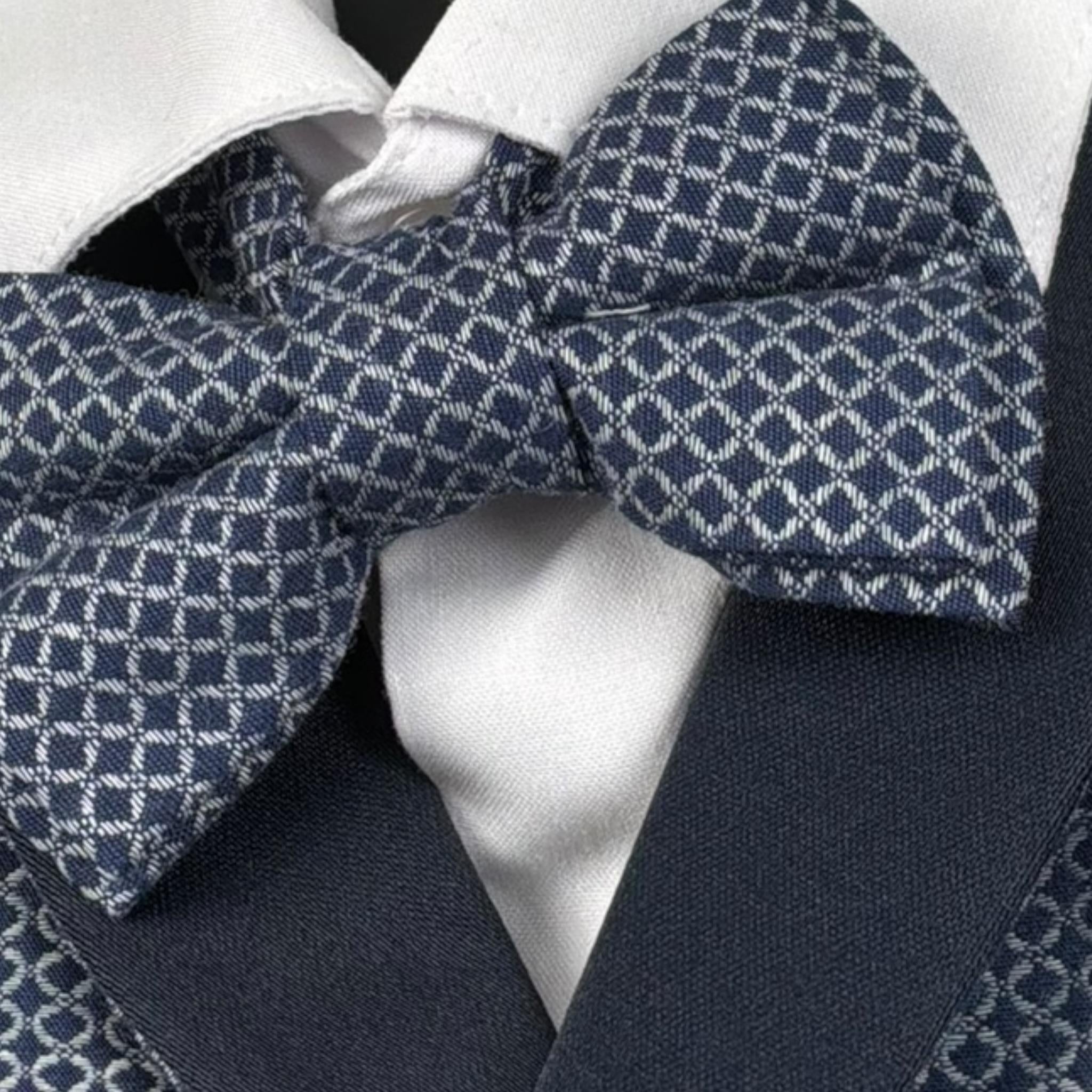 App4Kids Completo 4 Pezzi Gilet-Camicia-Papillion-Bermuda per Neonato 30129 BLU APP4KIDS 